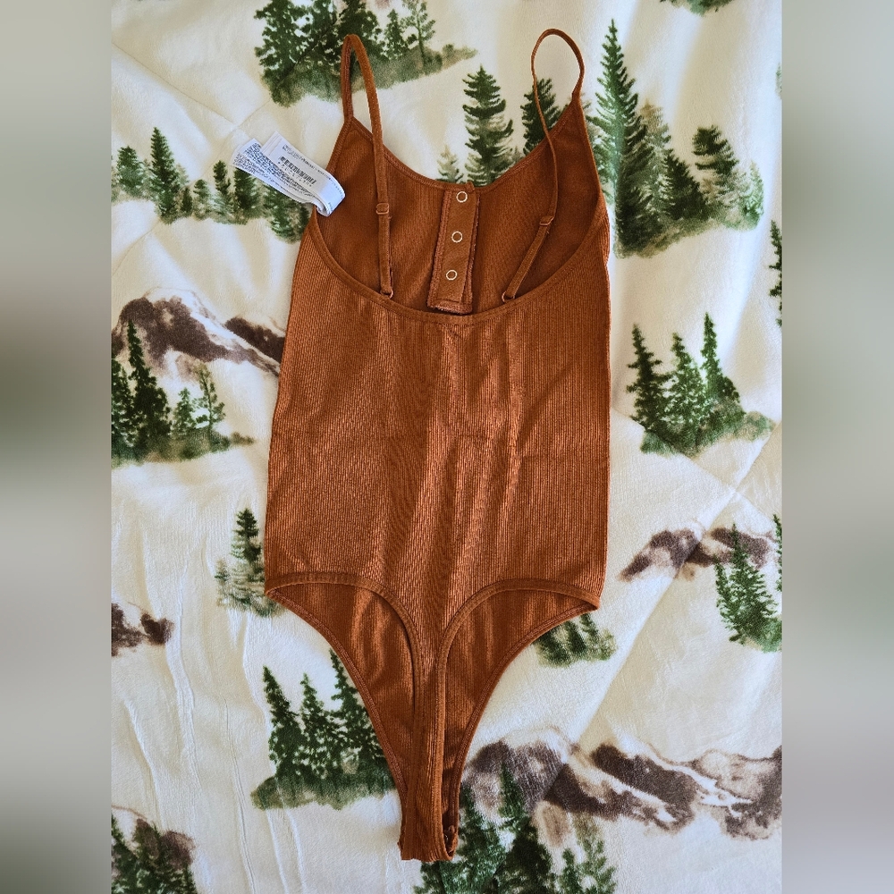 Forever 21 |Ribbed Bodysuit | XS/S - Picture 2 of 5